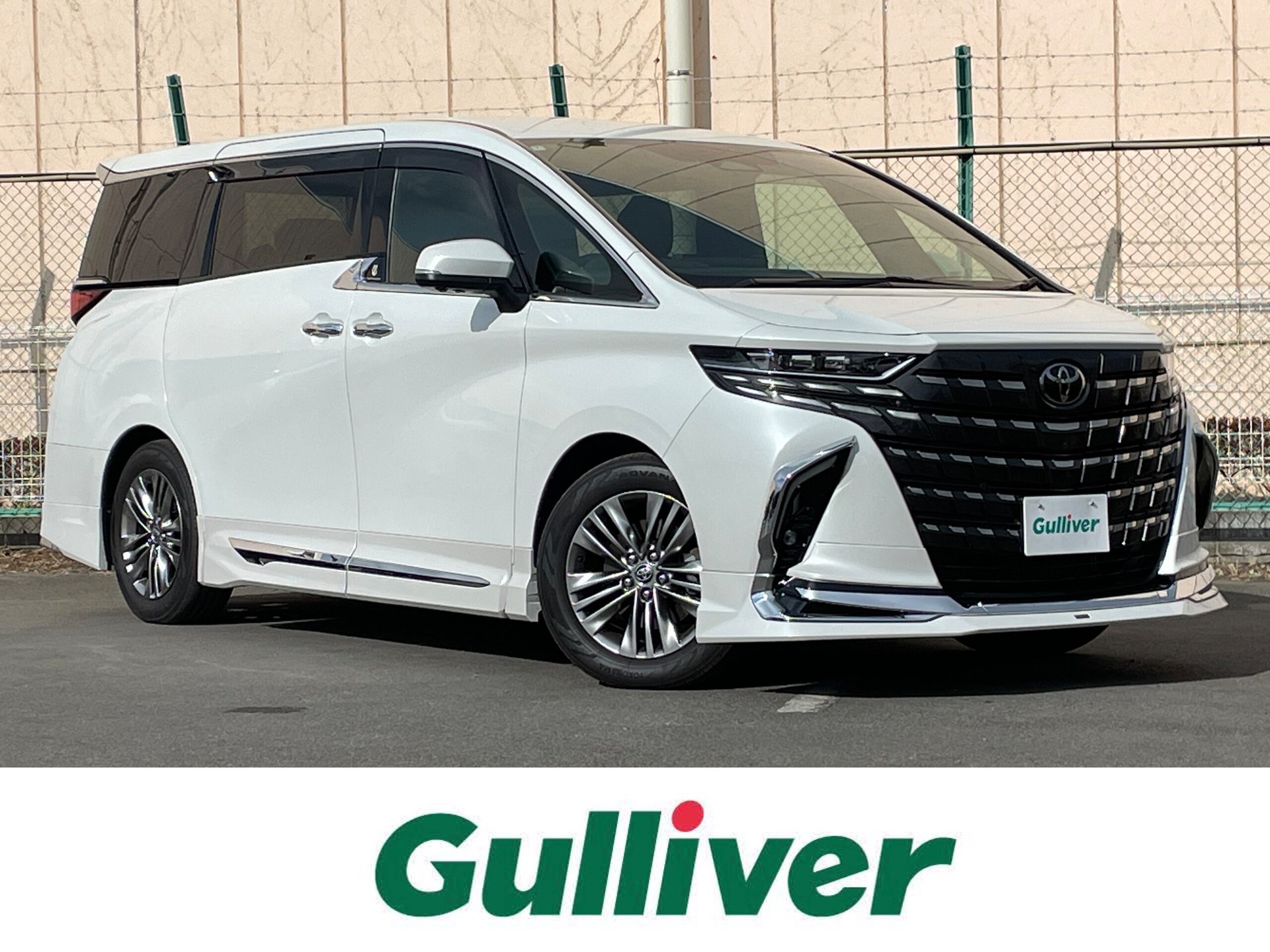 TOYOTA ALPHARD - View 1