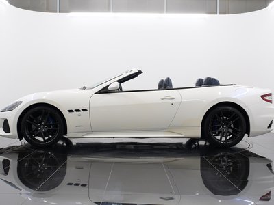 2019 Maserati GRANCABRIO thumbnail 21