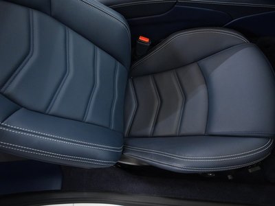 صورة 8 لـ 2019 Maserati GRANCABRIO