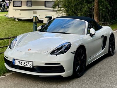 PORSCHE 718 BOXSTER - 7