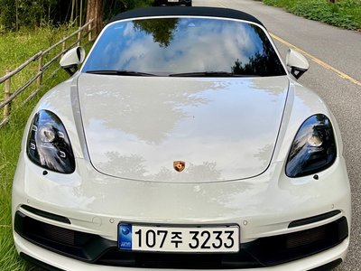 PORSCHE 718 BOXSTER - 2