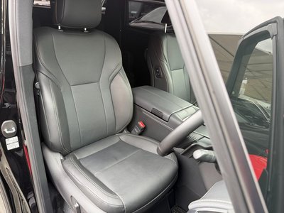 2025 Toyota ALPHARD — миниатюра 25