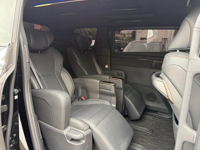 2025 Toyota ALPHARD — миниатюра 27