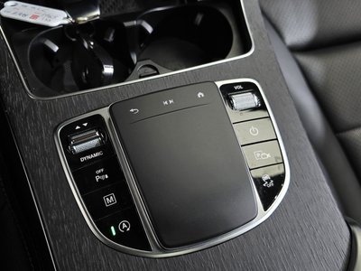 2020 Mercedes-BENZ GLC 缩略图 32