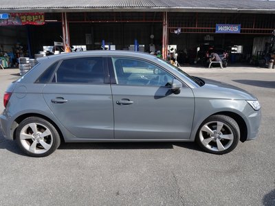 AUDI A1 - 5