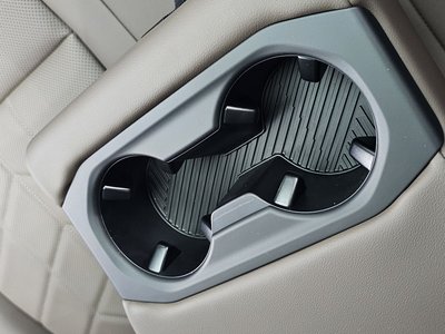 2025 BMW 5 SERIES — миниатюра 29