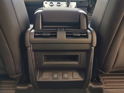 صورة مصغرة 11 لـ 2025 LAND Rover DEFENDER