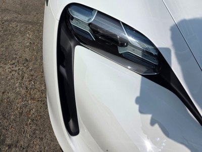 PORSCHE TAYCAN - 6