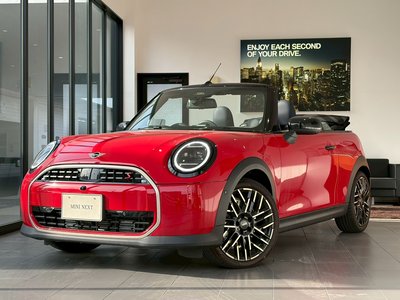 MINI CONVERTIBLE - 1