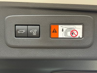 صورة مصغرة 63 لـ 2024 Toyota LAND CRUISER 250