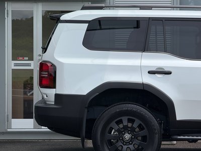 صورة مصغرة 20 لـ 2024 Toyota LAND CRUISER 250