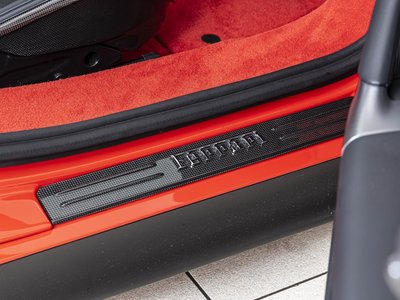 2023 Ferrari SF90 STRADALE — миниатюра 20