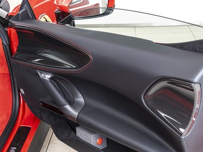 2023 Ferrari SF90 STRADALE — миниатюра 19