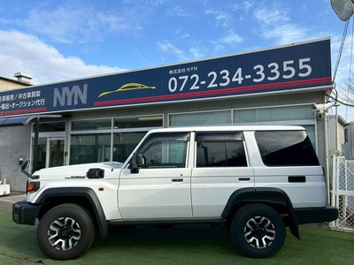 TOYOTA LAND CRUISER 70 - 2