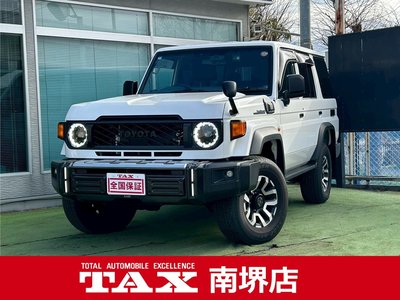 TOYOTA LAND CRUISER 70 - 1