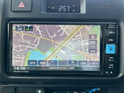 TOYOTA LAND CRUISER 70 - 5