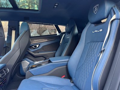 LAMBORGHINI URUS - 8