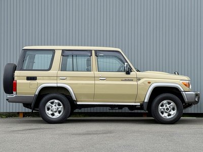 2015 Toyota LAND CRUISER 70 缩略图 37