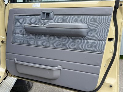2015 Toyota LAND CRUISER 70 缩略图 65