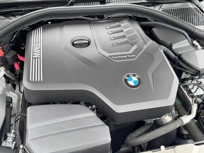 صورة 8 لـ 2023 BMW 3 SERIES