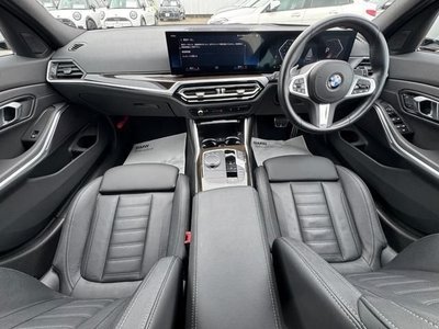 صورة 3 لـ 2023 BMW 3 SERIES