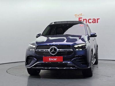 2025 Mercedes-BENZ GLE 照片 2