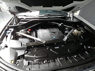 BMW X7 - 7