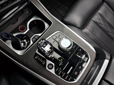 BMW X7 - 9