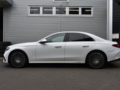MERCEDES-BENZ E-CLASS - 4