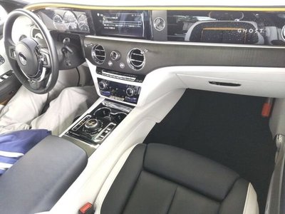 ROLLS-ROYCE GHOST - 3