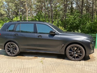 صورة 3 لـ 2025 BMW X7