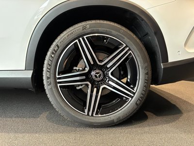 MERCEDES-BENZ GLC - 4