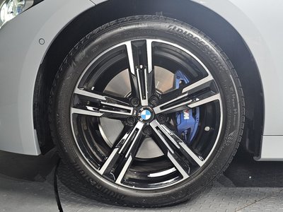 2026 BMW 3 SERIES photo 6
