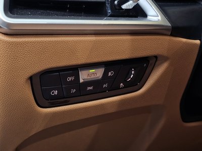 2026 BMW 3 SERIES thumbnail 30