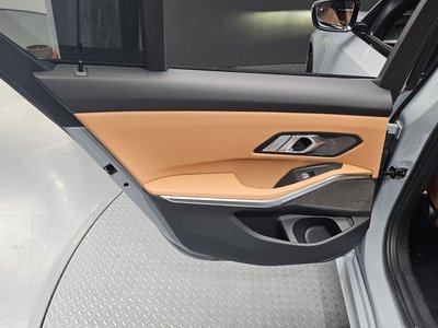 2026 BMW 3 SERIES thumbnail 15