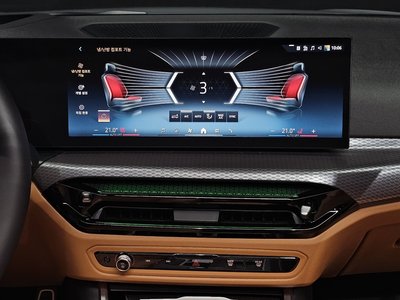2026 BMW 3 SERIES thumbnail 21