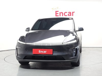 TESLA MODEL Y - 2