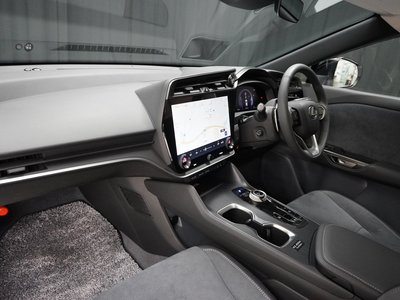 2023 Lexus RZ thumbnail 25