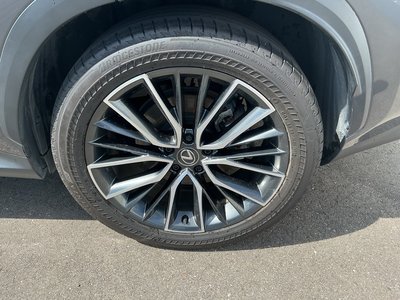 صورة 8 لـ 2023 Lexus NX
