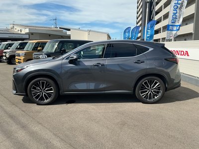 صورة 2 لـ 2023 Lexus NX