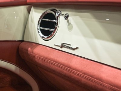 2026 Bentley BENTAYGA thumbnail 27