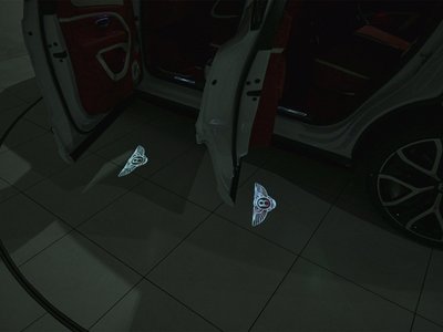 2026 Bentley BENTAYGA thumbnail 38