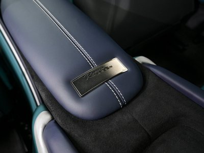 2025 Ferrari ROMA SPIDER thumbnail 21