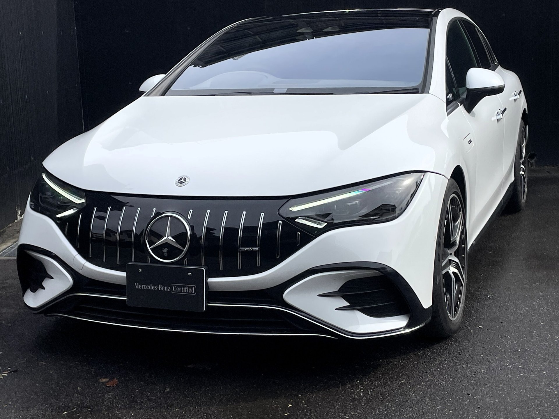 MERCEDES-BENZ EQE AMG - View 1