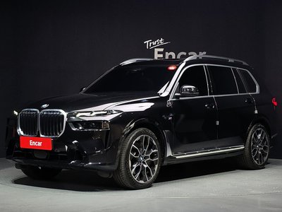 2025 BMW X7 照片 1