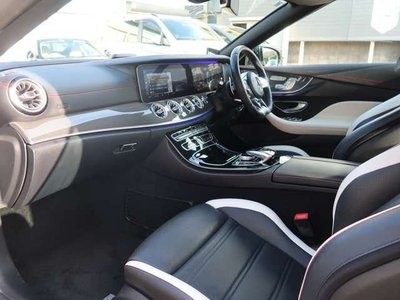 MERCEDES-BENZ E-CLASS - 4