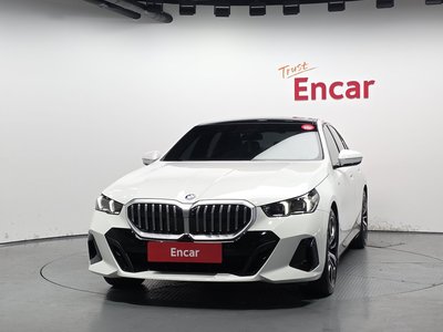 BMW 5 SERIES - 2