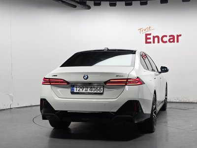 BMW 5 SERIES - 3