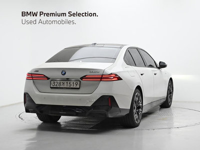 صورة 5 لـ 2025 BMW 5 SERIES