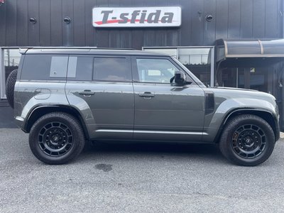 LAND ROVER DEFENDER - 6